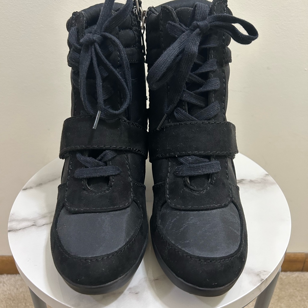 Vera Wang Wedge Sneakers